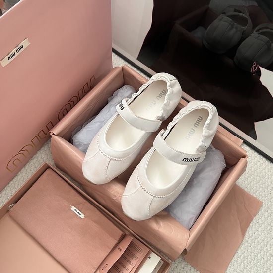 Miu Miu Comfortable Suede Slip On Everyday Ballet Shoes