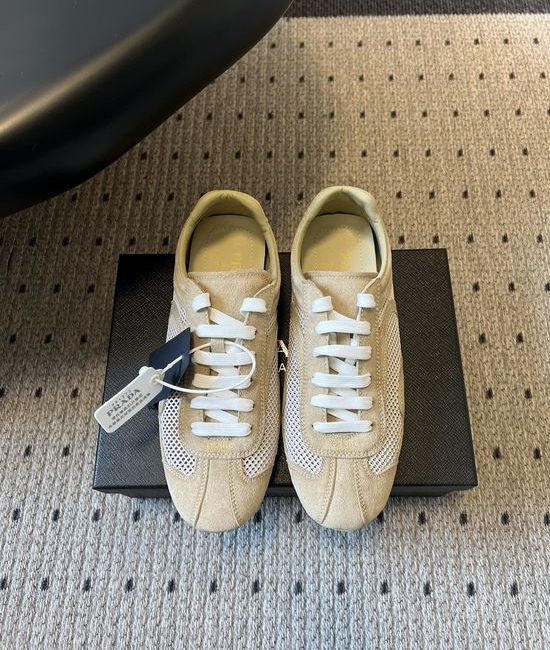 Prada Retro Suede Mesh Breathable Lightweight Comfortable Daily Sneakers