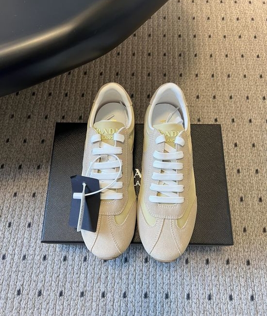 Prada Classic Retro Comfortable Versatile Casual Training Shoes