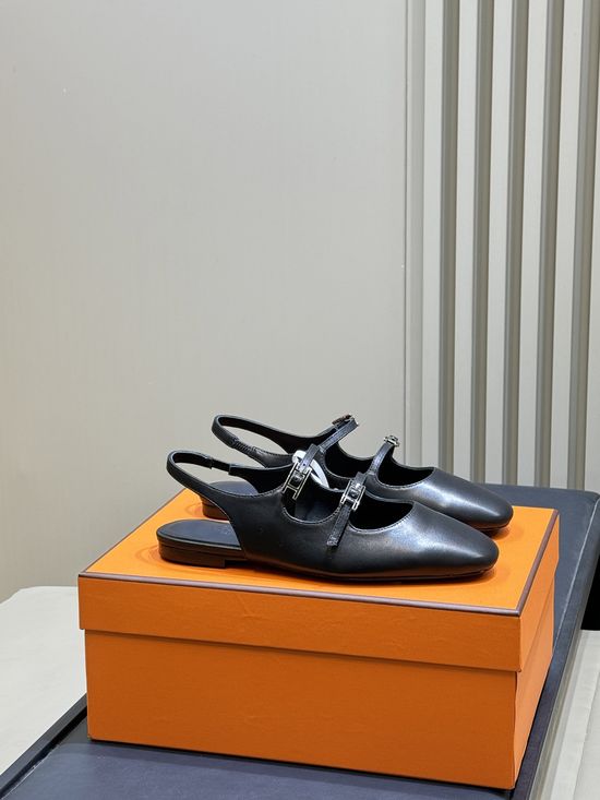Hermes Dual Strap Soft Leather Mary Jane Shoes Elegant Daily Footwear