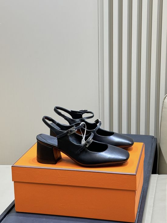 Hermes Dual Strap Soft Leather Mary Jane Shoes Elegant Daily Footwear