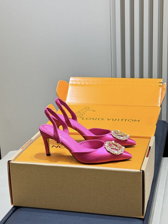 Louis Vuitton Elegant Pointed Toe High Heels With Rhinestone Buckle