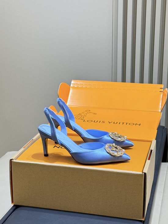 Louis Vuitton Elegant Pointed Toe High Heels With Rhinestone Buckle