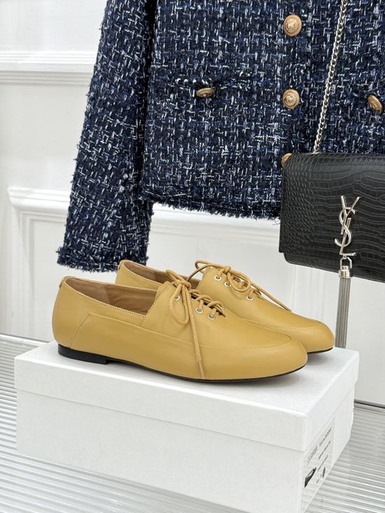 Jil Sanders Minimalist Lace-up Leather Loafers for Daily Wear