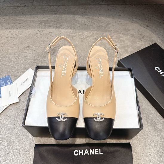 Chanel Classic Chain Straps Soft Leather Comfortable Casual Sandals