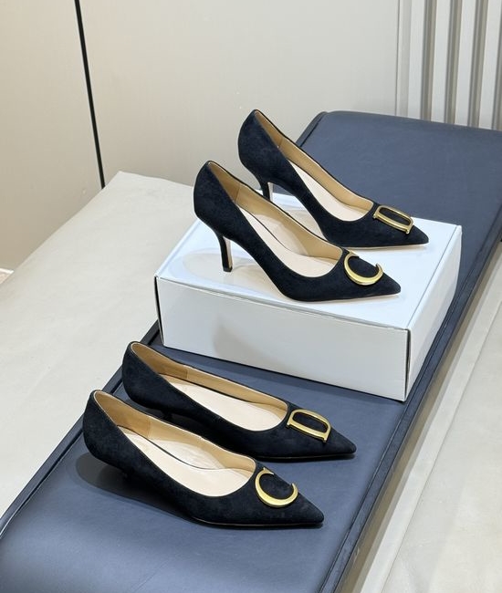 Christian Dior CD Elegant Pointed Toe Stiletto Heels With Buckle