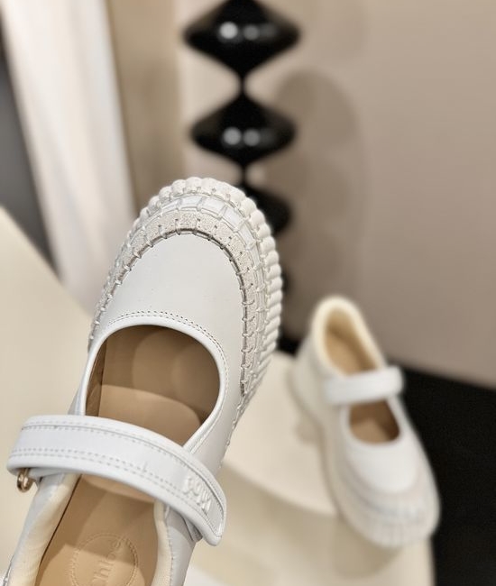 Chloe Genuine Leather Classic Footwear with High Comfortable Sole