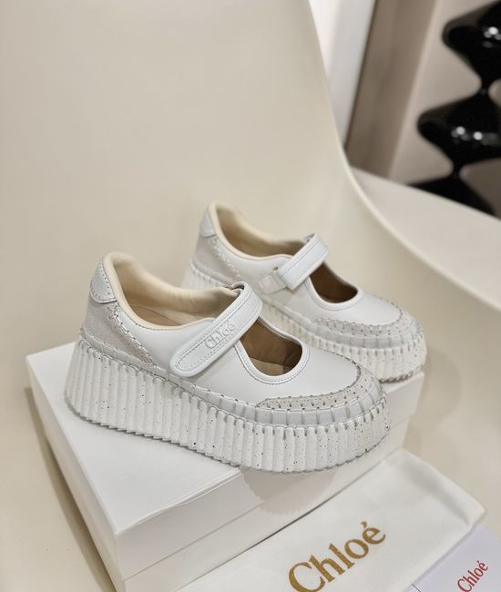 Chloe Breathable Leather Casual Shoes Lightweight Comfortable Sole