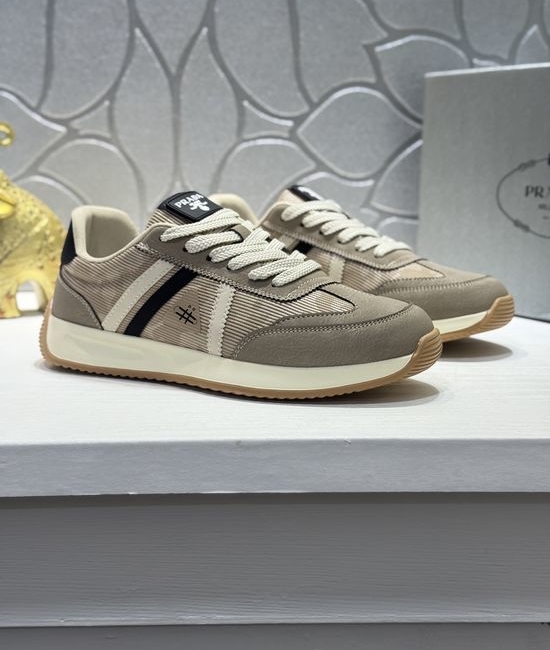 Prada Genuine Leather Wear-resistant Soft Daily Casual Walking Shoes