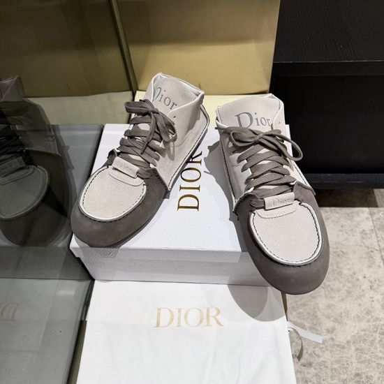 Christian Dior CD Casual Leather Sneakers Soft Sheepskin Lining Non-Slip Sole