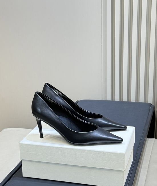 Yves Saint Laurent YSL Pointed Toe Low Heel Slingback Leather Pumps