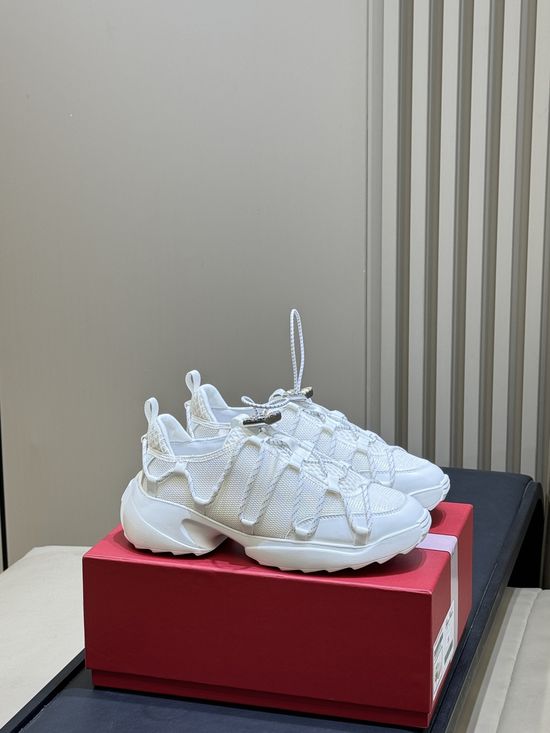 Roger Viver Rhinestone Decor Thick Sole Fashion Sneakers