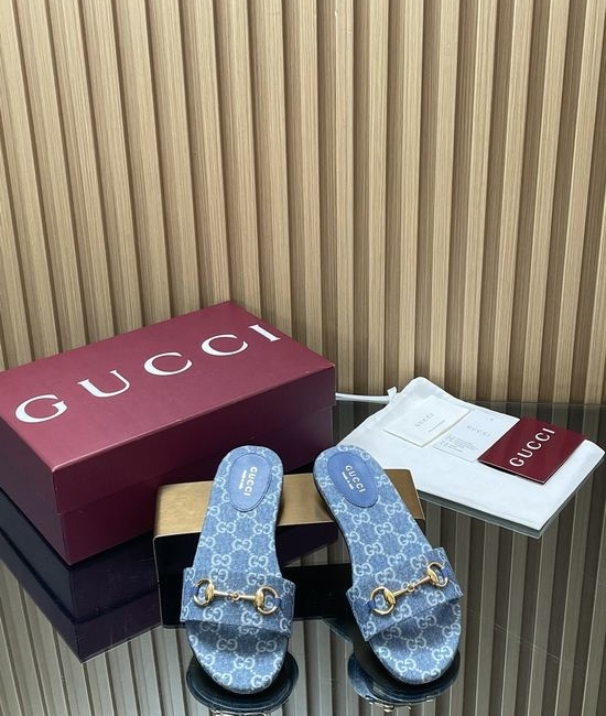 Gucci Premium Printed Canvas Slide Sandals with Gold Accent