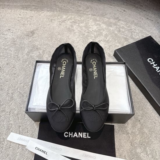 Chanel Elegant Daily Wear Velvet Ballet Flat Shoes