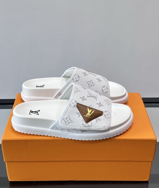 Louis Vuitton LV Top Layer Leather Casual Slip On Slippers