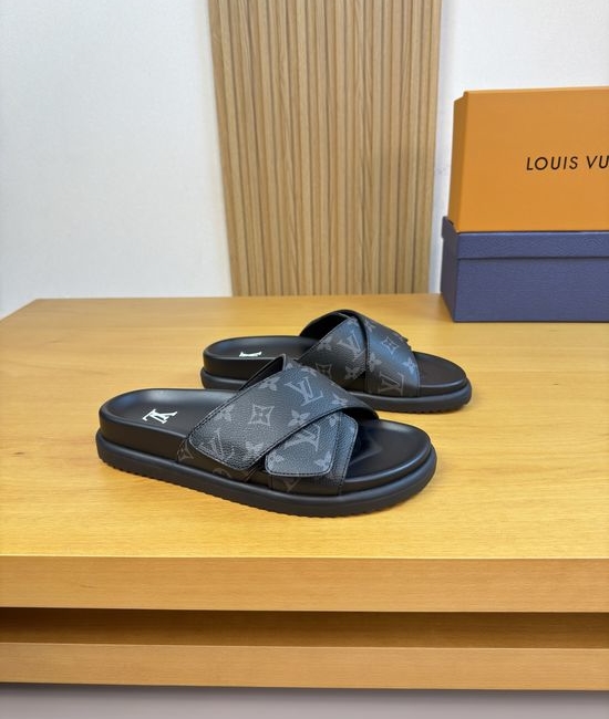 Louis Vuitton LV Premium Slippers Soft Leather Lining Non-slip Sole