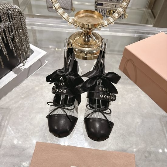 Miu Miu Elegant Bow Detail Soft Leather Ballet Flats