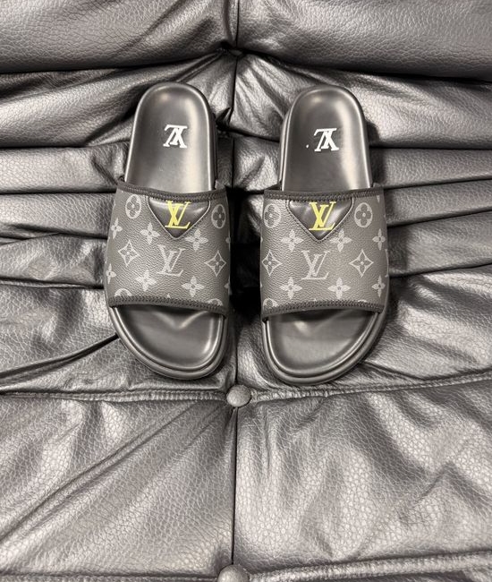 Louis Vuitton LV High Quality Comfortable Casual Summer Slides