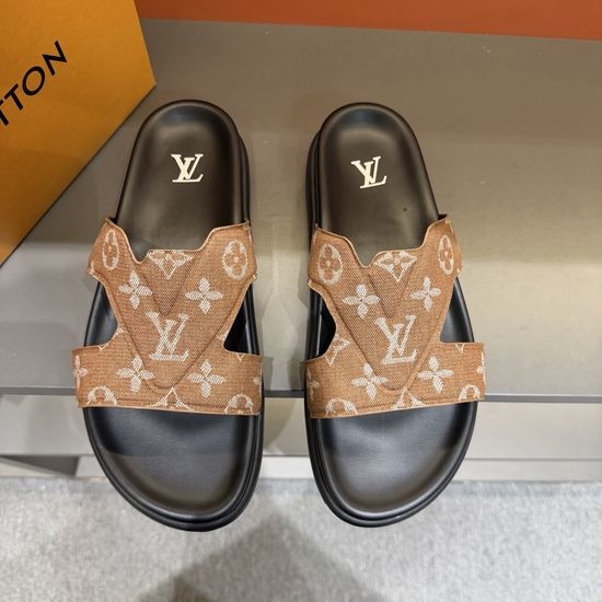 Louis Vuitton LV Premium Slippers Soft Leather Lining Non-slip Sole