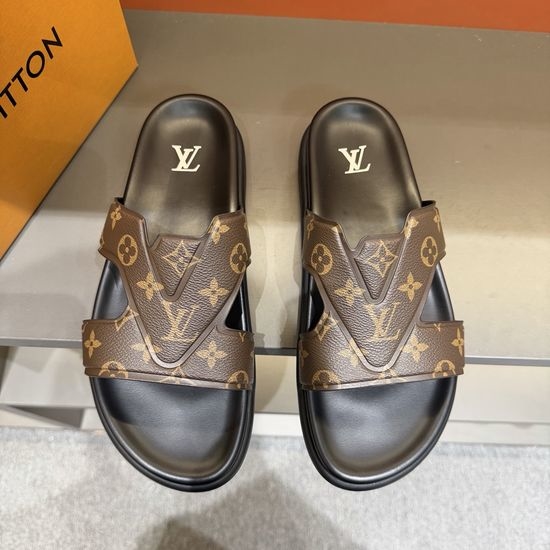 Louis Vuitton LV Premium Slippers Soft Leather Lining Non-slip Sole