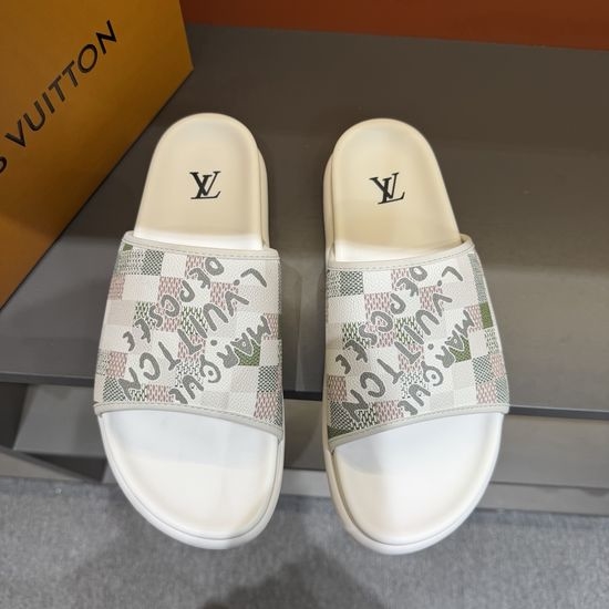 Louis Vuitton LV Premium Slippers Soft Leather Lining Non-slip Sole