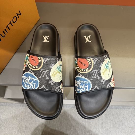 Louis Vuitton LV Premium Slippers Soft Leather Lining Non-slip Sole