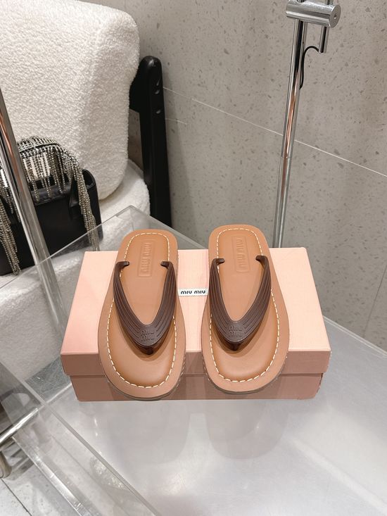 Miu Miu Embossed Logo Toe Post Sandals With Soft Cowhide Upper