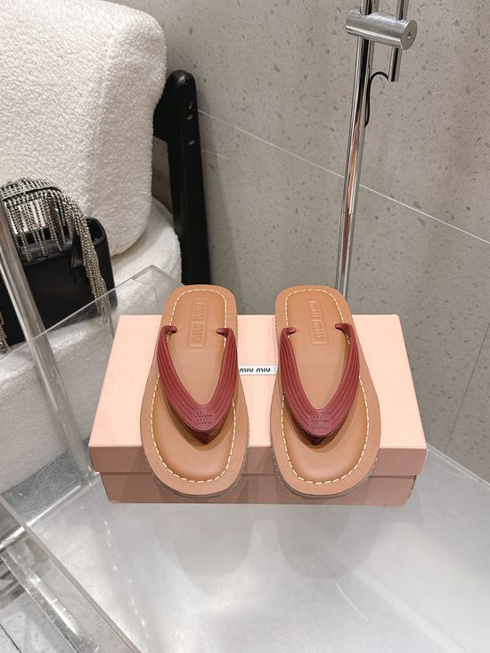 Miu Miu Embossed Logo Toe Post Sandals With Soft Cowhide Upper