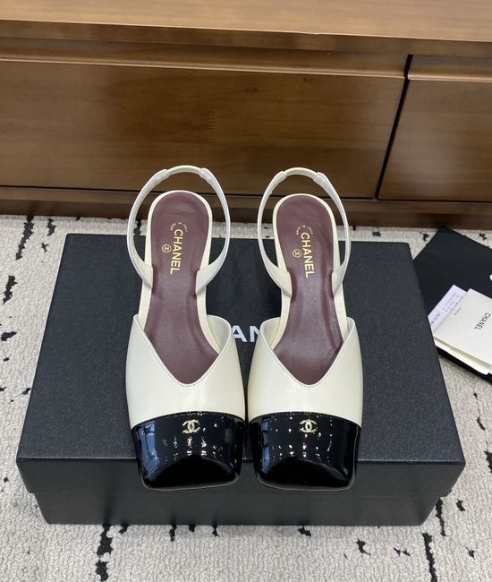Chanel Color Block Block Heel Open Heel Square Toe Elegant Sandals