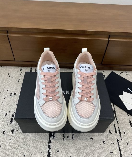 Chanel Black and White Leather Casual Comfort Sneakers