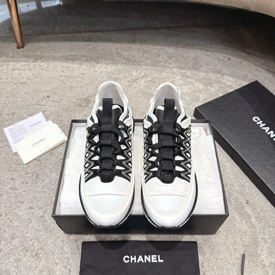 Chanel Embroidered Platform Casual Sneakers with Mixed Materials