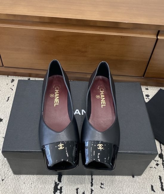 Chanel Color Block Chunky Heel Square Toe Mary Jane Flats