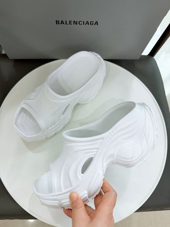 Balenciaga Thick Sole Non Slip Beach Casual Slides