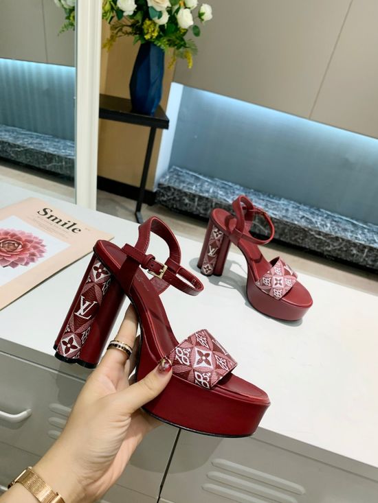 Louis Vuitton Color Block Leather Shoes with Italian Sole Two Buckle Design