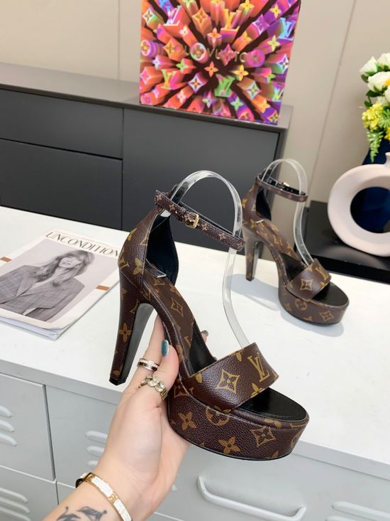 Louis Vuitton Vintage Monogram Pattern High Heels With Soft Lining