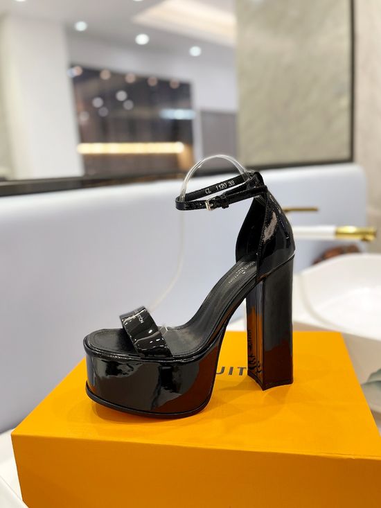 Louis Vuitton Classic Buckle High Heel Sandals Patent Leather Upper