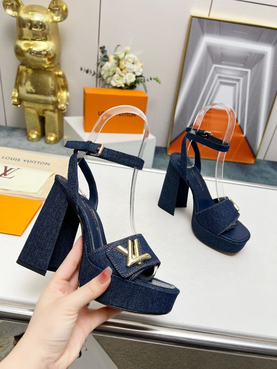 Louis Vuitton Premium Texture Platform Sandals Soft Goat Leather Insole Durable Sole