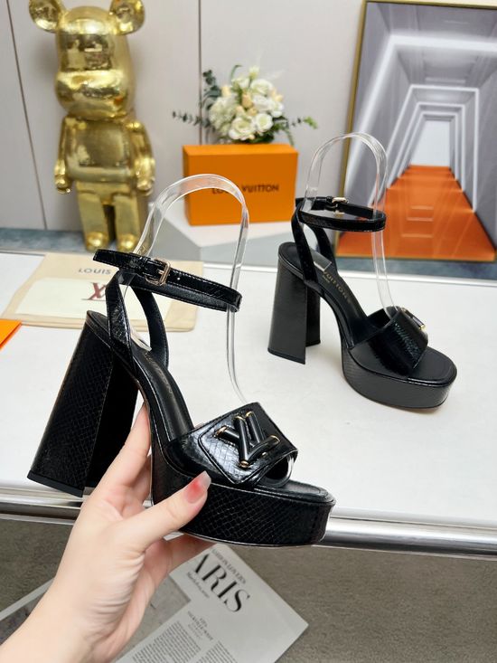 Louis Vuitton Premium Texture Platform Sandals Soft Goat Leather Insole Durable Sole