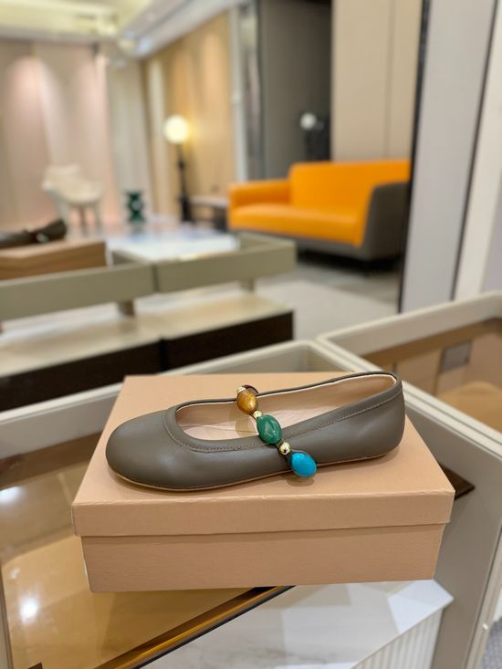 Gianvito Rossi Gemstone Decor Mary Jane Flat Casual Shoes