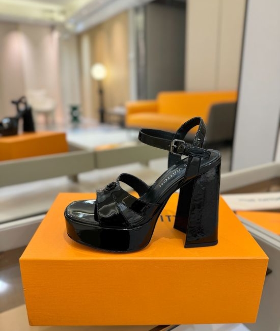 Louis Vuitton LV Elegant Platform Wedge Sandals Premium Comfort Soft Lining