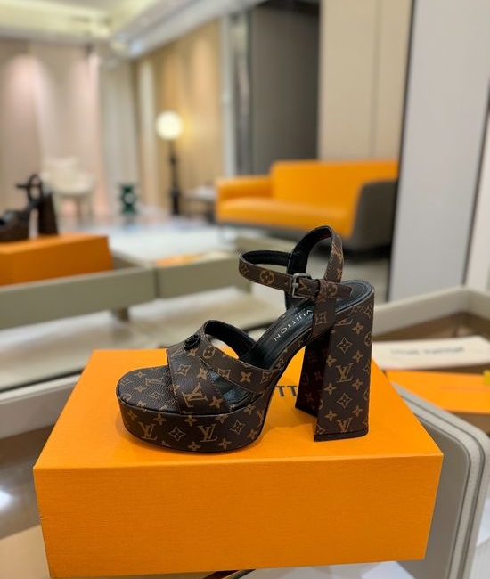 Louis Vuitton LV Elegant Platform Wedge Sandals Premium Comfort Soft Lining