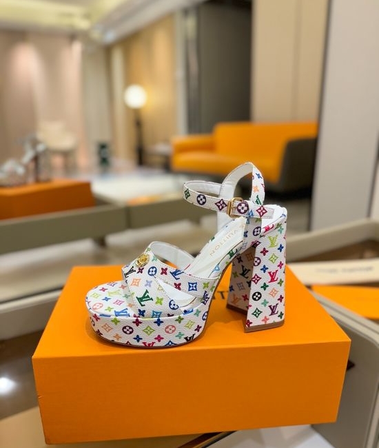 Louis Vuitton LV Elegant Platform Wedge Sandals Premium Comfort Soft Lining