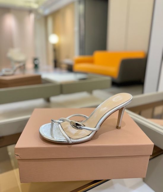 Gianvito Rossi Soft Leather Upper Block Heel Casual Slide Sandals