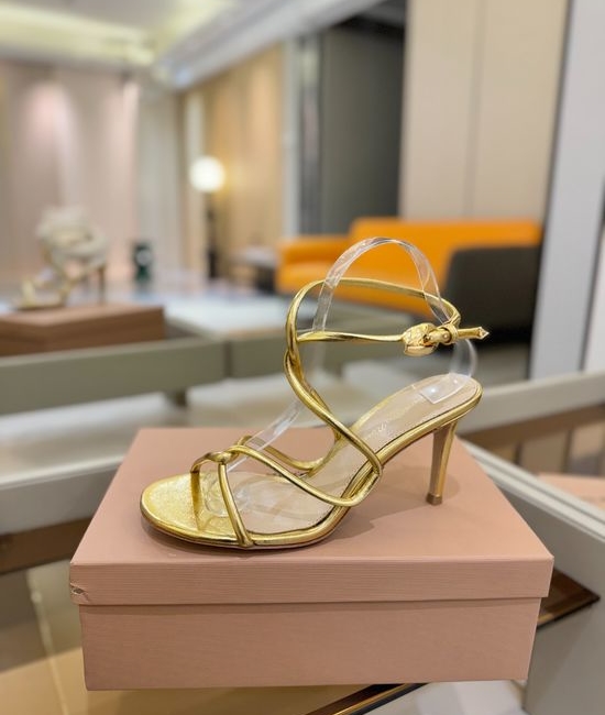 Gianvito Rossi Elegant Shearling Lined Block Heel Slip On Sandals