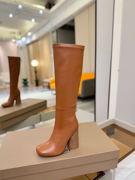 Burberry Round Toe Chunky Heel Elastic Knee High Boots