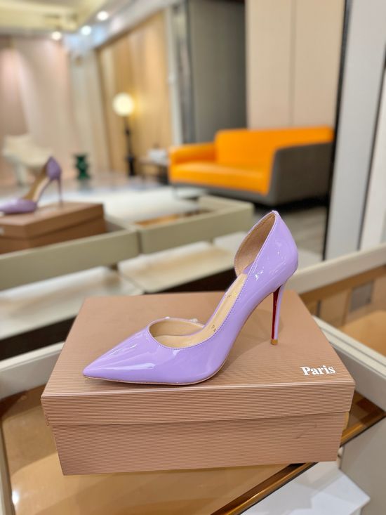 Christian Louboutine Classic Leather Pointed Toe Stiletto Heel Pumps