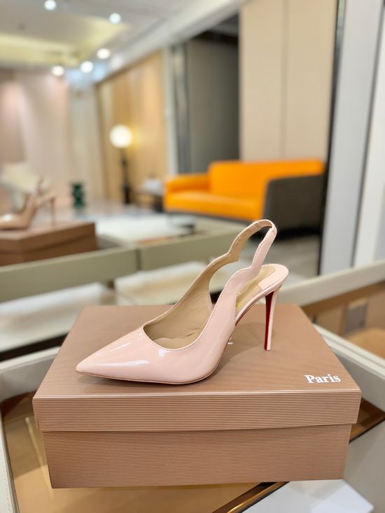 Christian Louboutine Wave-back High Heels Patent Leather Upper Genuine Leather Sole