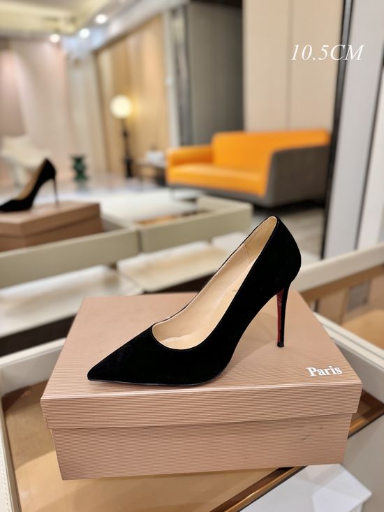 Christian Louboutine Classic Pumps Red Sole Premium Sheepskin Lining