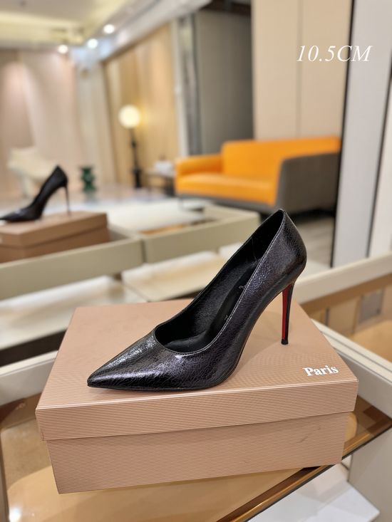 Christian Louboutine Classic Pumps Red Sole Premium Sheepskin Lining