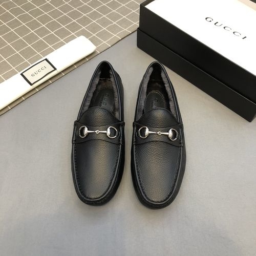 Gucci Cowhide Loafers With Interlocking G Details